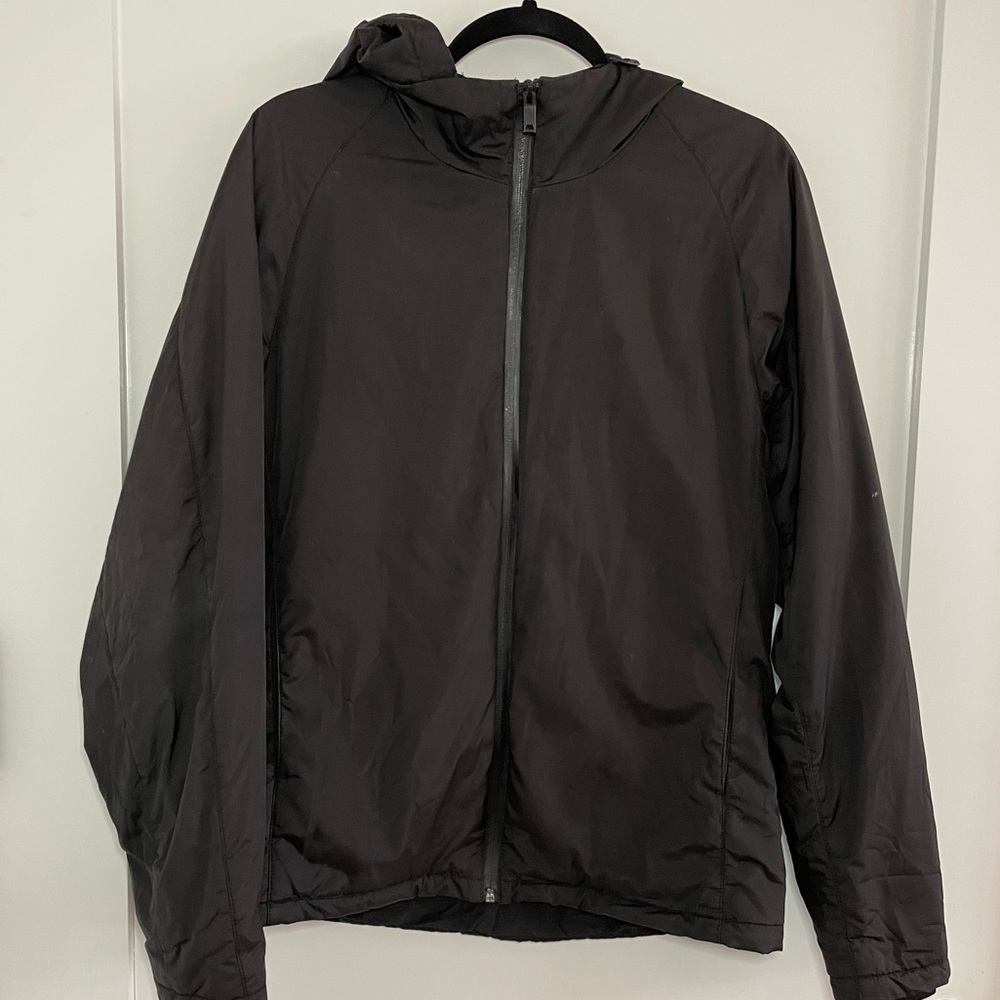 Reiss Men Lightweight Poly-Filled Jacket Black with Hood, Medium
